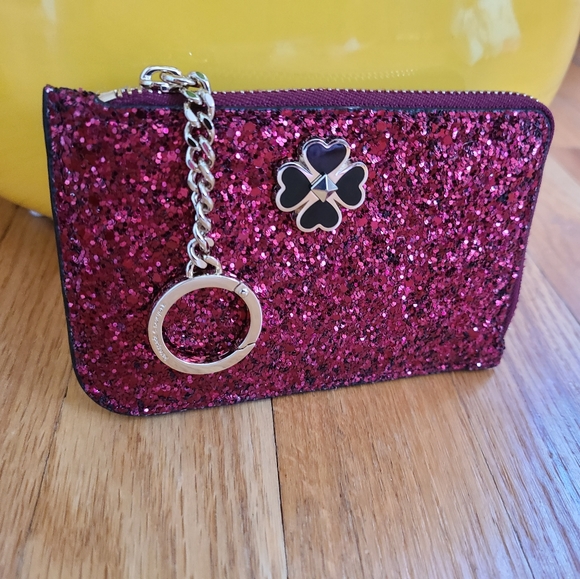 NWT- KATE SPADE-Odette Black Cherry Glitter Medium L-Zip Card Holder in Black Ch - Picture 3 of 9